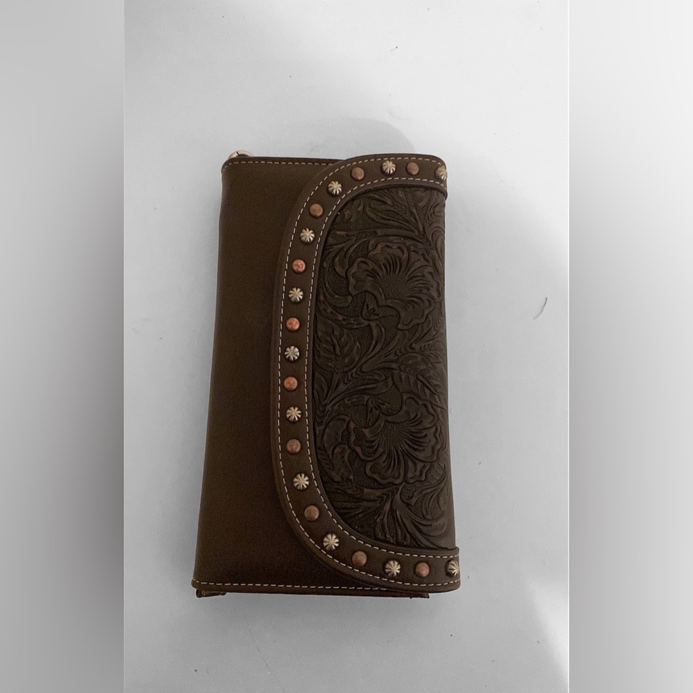 Westin brown Nocona wallet